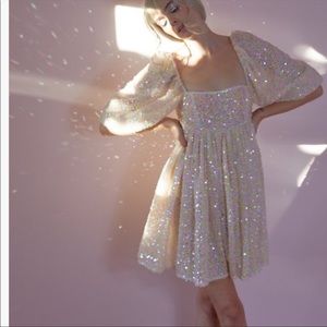 RARE🌈Selkie Rainbow Sequin Puff 2021 holiday